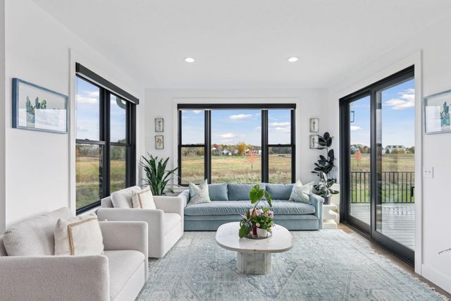 2702 Mayo Prairie Lane SW, Rochester, MN 55902