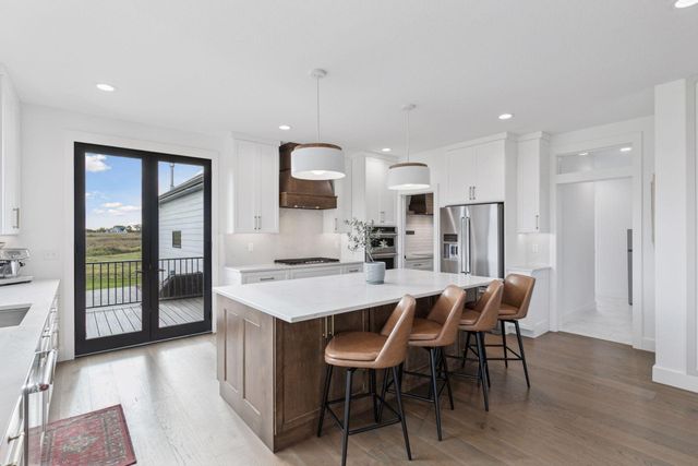 2702 Mayo Prairie Lane SW, Rochester, MN 55902