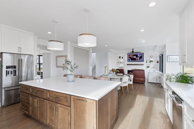 2702 Mayo Prairie Lane SW, Rochester, MN 55902