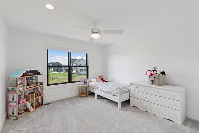 2702 Mayo Prairie Lane SW, Rochester, MN 55902