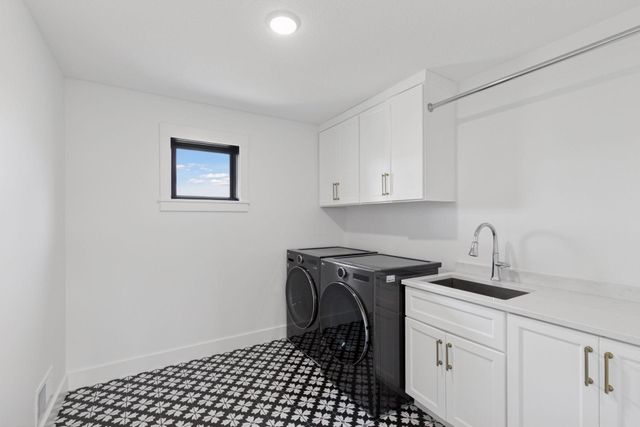 2702 Mayo Prairie Lane SW, Rochester, MN 55902