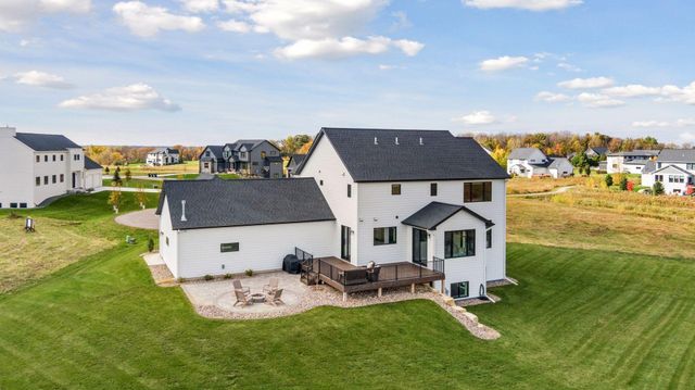 2702 Mayo Prairie Lane SW, Rochester, MN 55902