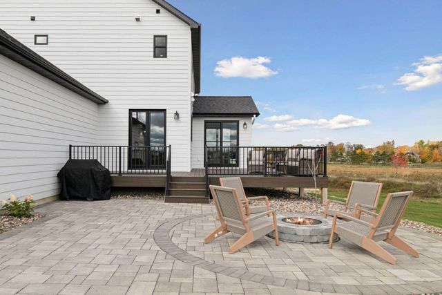 2702 Mayo Prairie Lane SW, Rochester, MN 55902