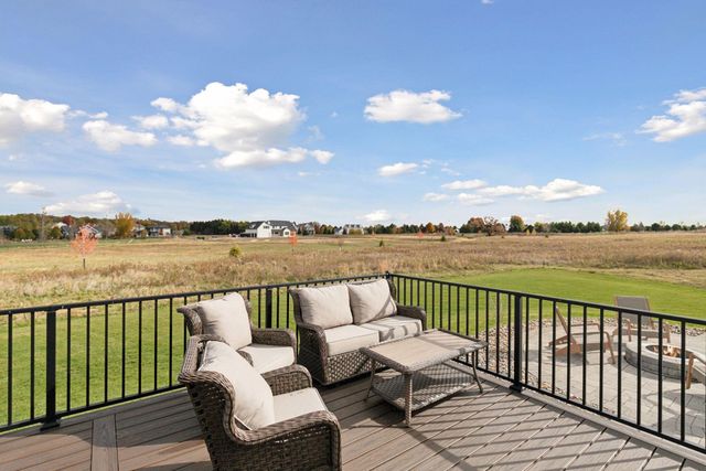 2702 Mayo Prairie Lane SW, Rochester, MN 55902