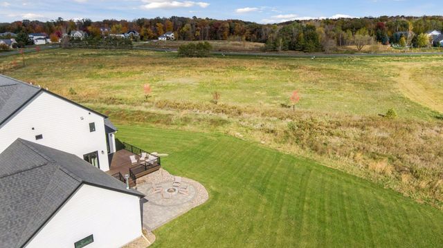 2702 Mayo Prairie Lane SW, Rochester, MN 55902