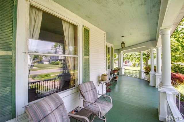 619 E Main Street, Carlinville, IL 62626