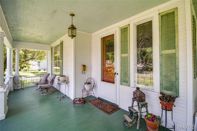 619 E Main Street, Carlinville, IL 62626