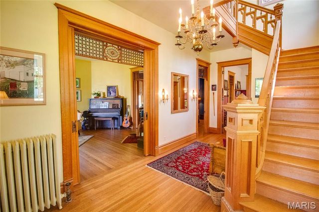 619 E Main Street, Carlinville, IL 62626