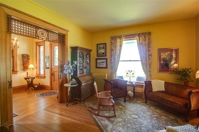 619 E Main Street, Carlinville, IL 62626