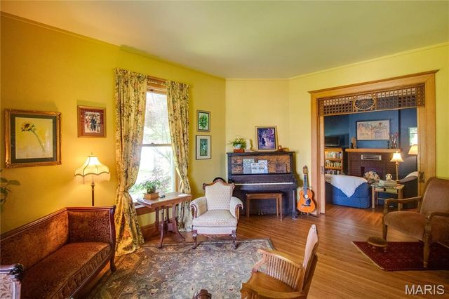 619 E Main Street, Carlinville, IL 62626