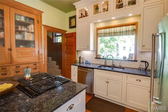 619 E Main Street, Carlinville, IL 62626