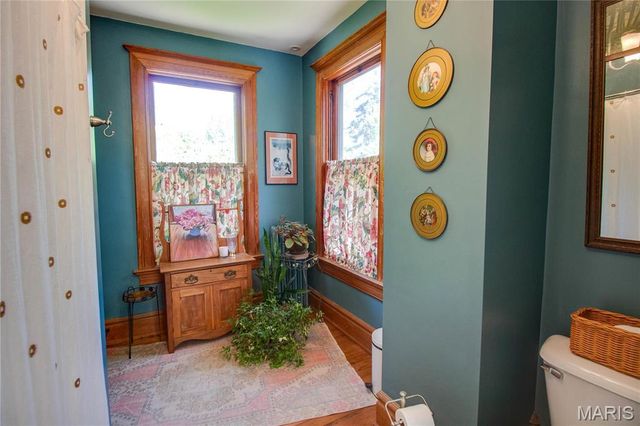 619 E Main Street, Carlinville, IL 62626