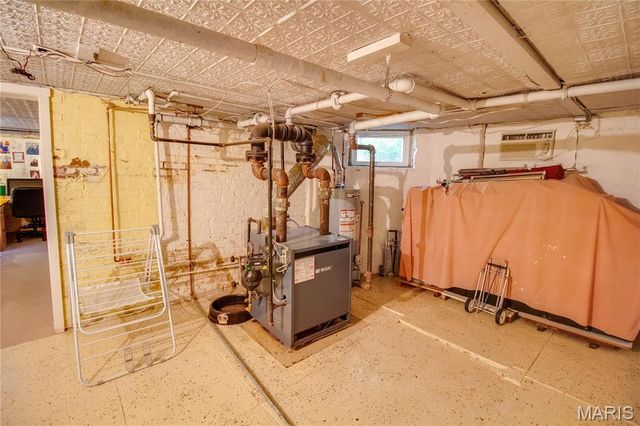 619 E Main Street, Carlinville, IL 62626