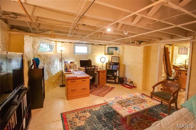 619 E Main Street, Carlinville, IL 62626