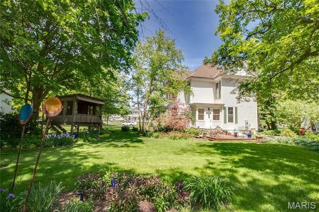 619 E Main Street, Carlinville, IL 62626