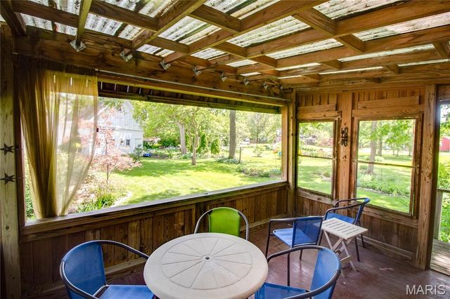 619 E Main Street, Carlinville, IL 62626