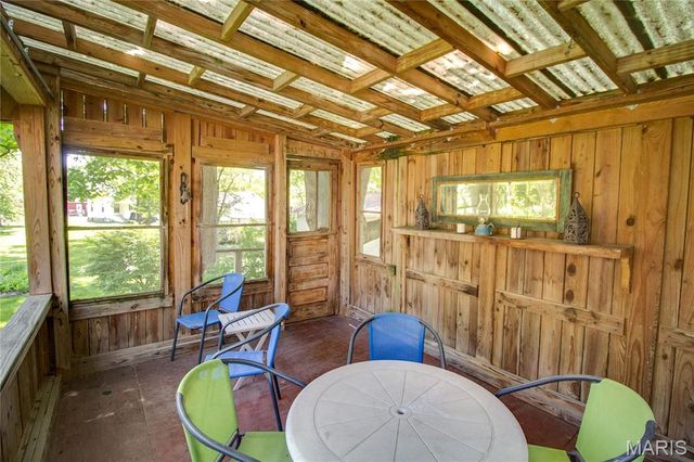 619 E Main Street, Carlinville, IL 62626