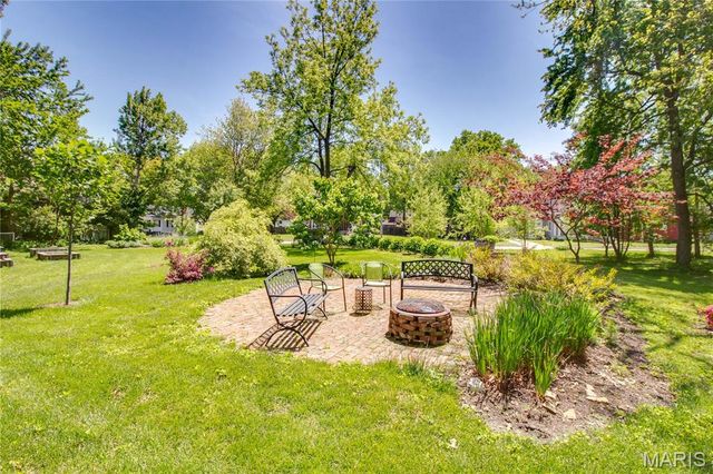 619 E Main Street, Carlinville, IL 62626