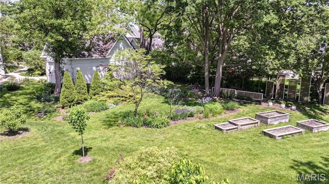 619 E Main Street, Carlinville, IL 62626