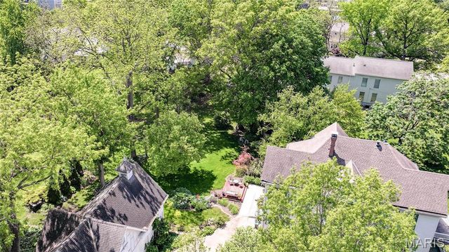 619 E Main Street, Carlinville, IL 62626