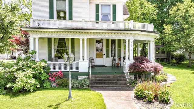 619 E Main Street, Carlinville, IL 62626