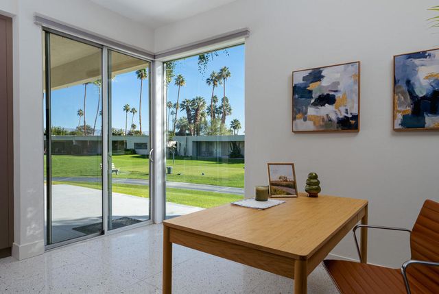 146 Eastlake Drive, Palm Springs, CA 92264