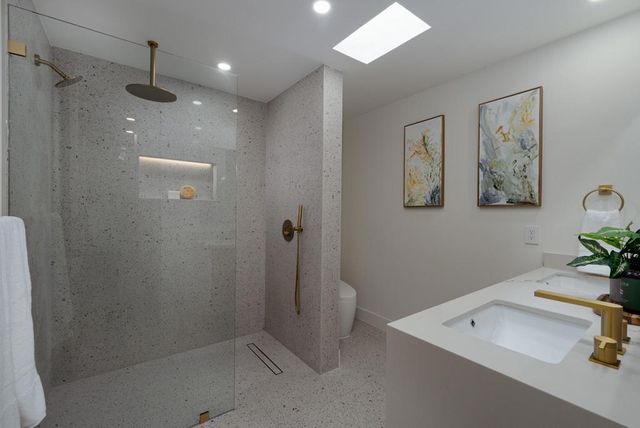 146 Eastlake Drive, Palm Springs, CA 92264