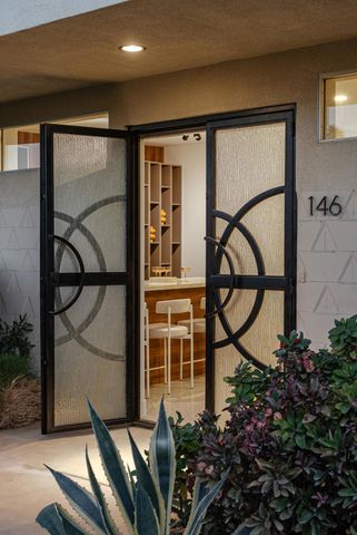 146 Eastlake Drive, Palm Springs, CA 92264