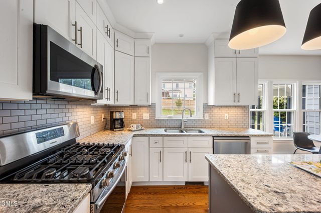 907 Newington Way, Apex, NC 27502