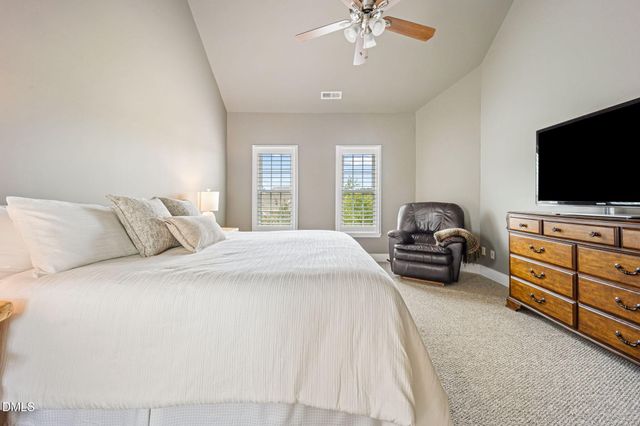 907 Newington Way, Apex, NC 27502
