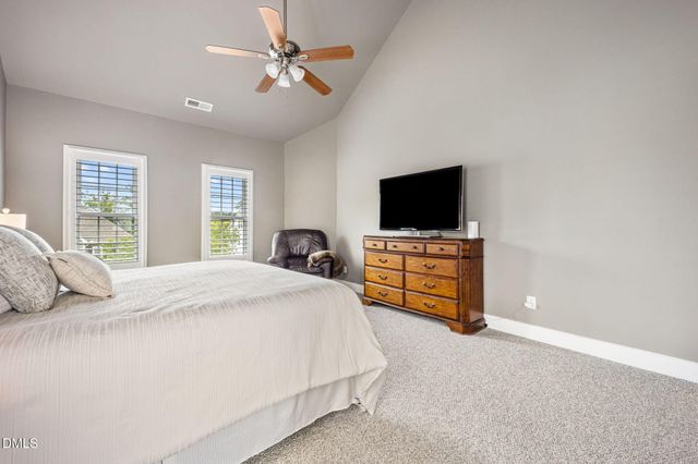 907 Newington Way, Apex, NC 27502
