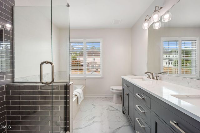 907 Newington Way, Apex, NC 27502