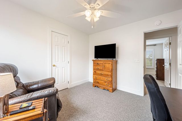 907 Newington Way, Apex, NC 27502