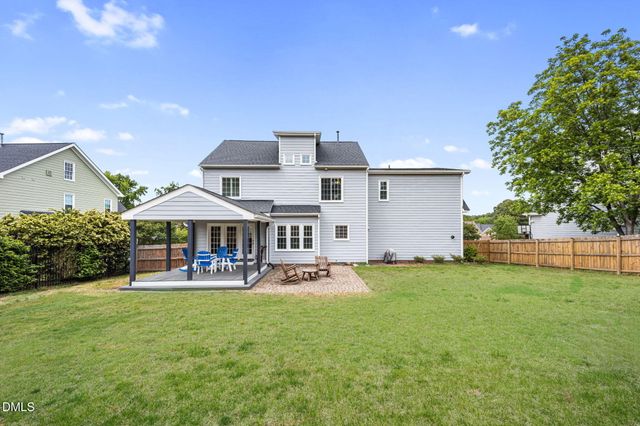 907 Newington Way, Apex, NC 27502