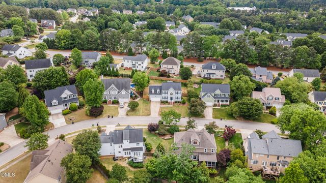 907 Newington Way, Apex, NC 27502