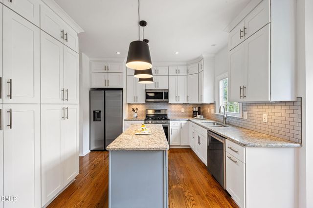 907 Newington Way, Apex, NC 27502