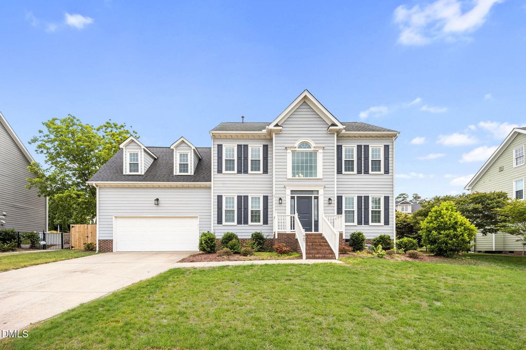907 Newington Way, Apex, NC 27502