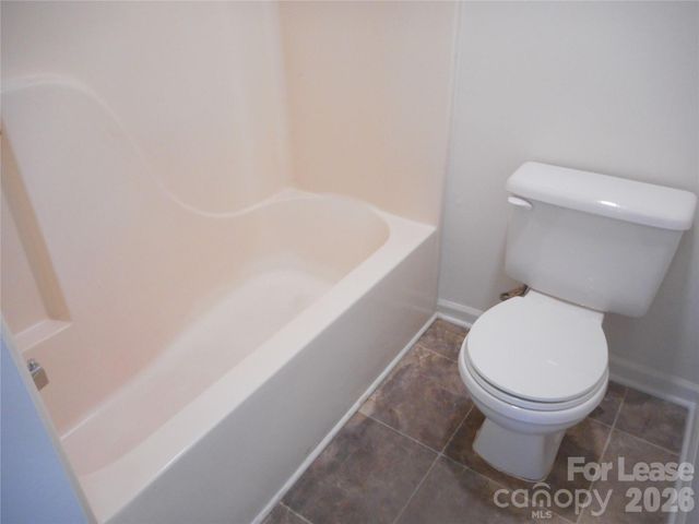 5901 Meadow Hill Drive, Charlotte, NC 28212