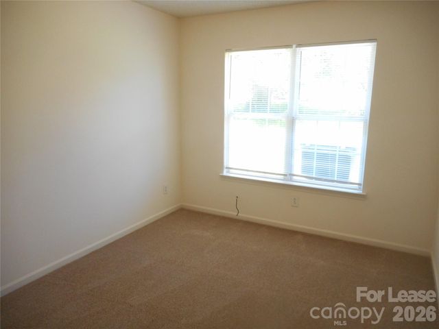 5901 Meadow Hill Drive, Charlotte, NC 28212
