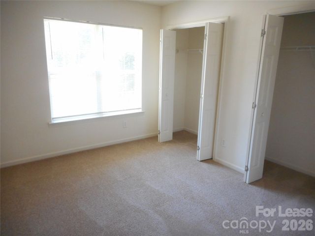 5901 Meadow Hill Drive, Charlotte, NC 28212