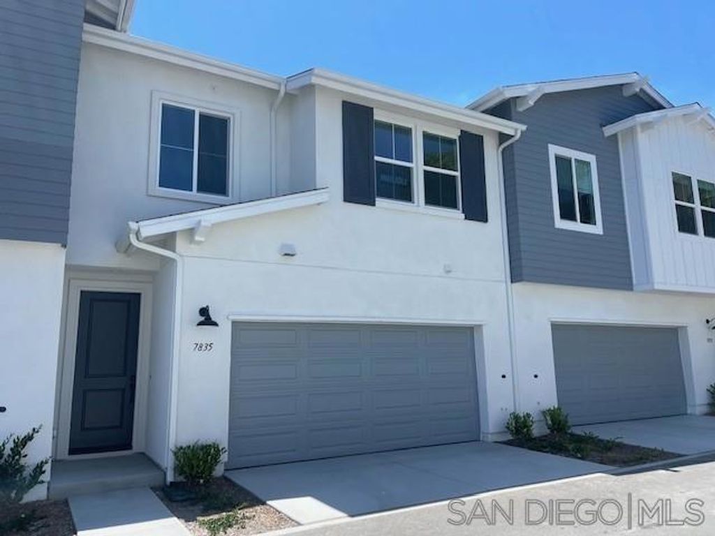 7835 Cypress Dr, Santee, CA 92071