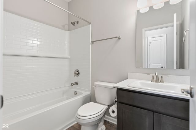 2732 Lamar Drive, Whitestown, IN 46075