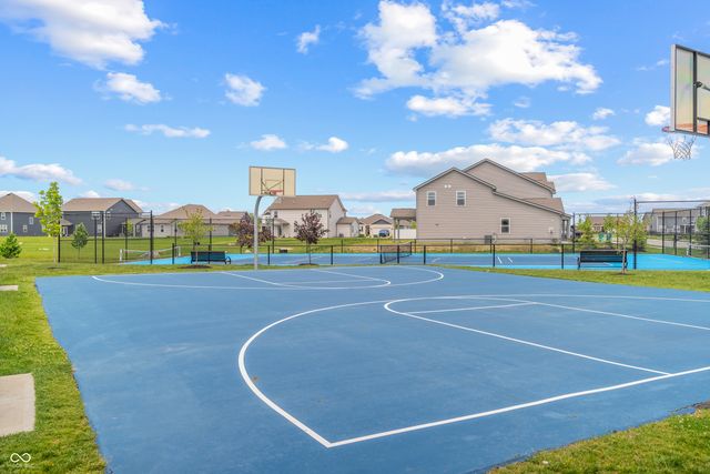 2732 Lamar Drive, Whitestown, IN 46075