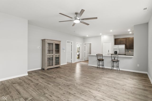 2732 Lamar Drive, Whitestown, IN 46075