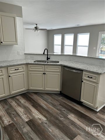 339 Hitching Post Lane, Pooler, GA 31322