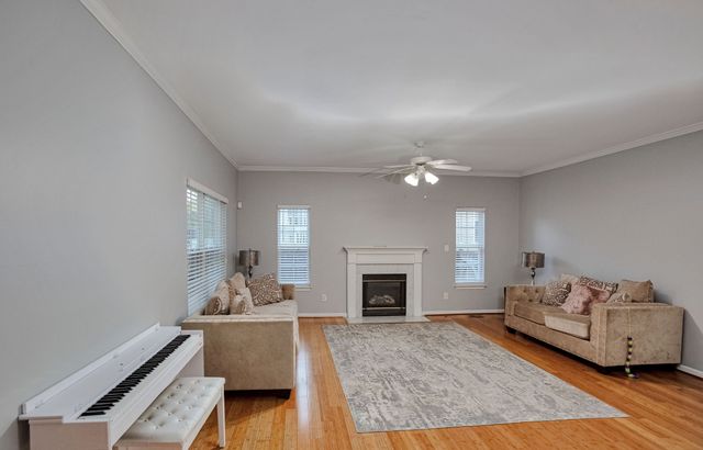 121 Claybrook Ln, Antioch, TN 37013