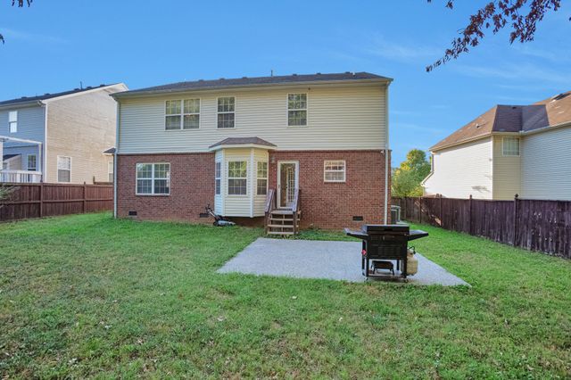 121 Claybrook Ln, Antioch, TN 37013