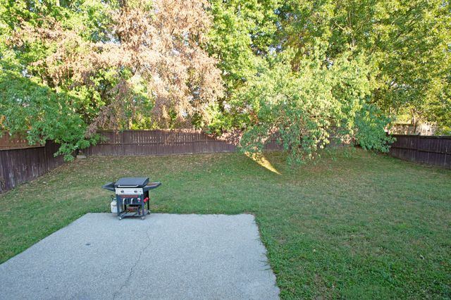 121 Claybrook Ln, Antioch, TN 37013