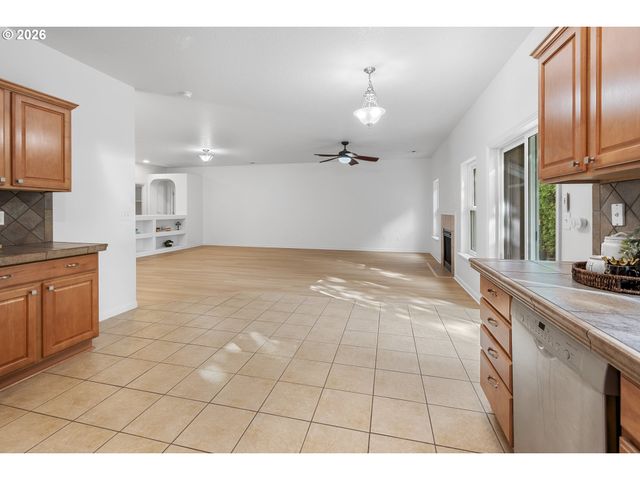 4311 Ne 93RD St, Vancouver, WA 98665