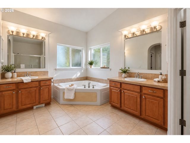4311 Ne 93RD St, Vancouver, WA 98665